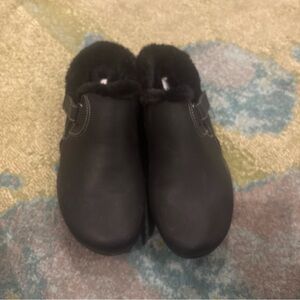 Clarks Black Loafers with Fur Lining